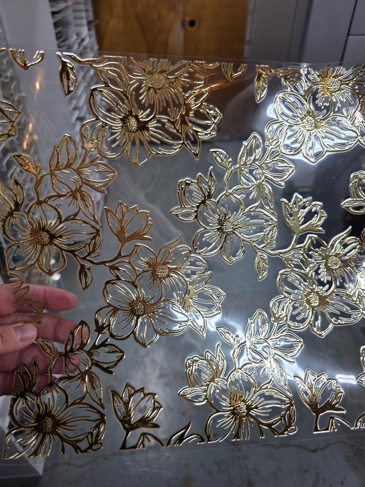 UVDTF Metallic Champagne Magnolia Blossoms Outlines 11"x11"