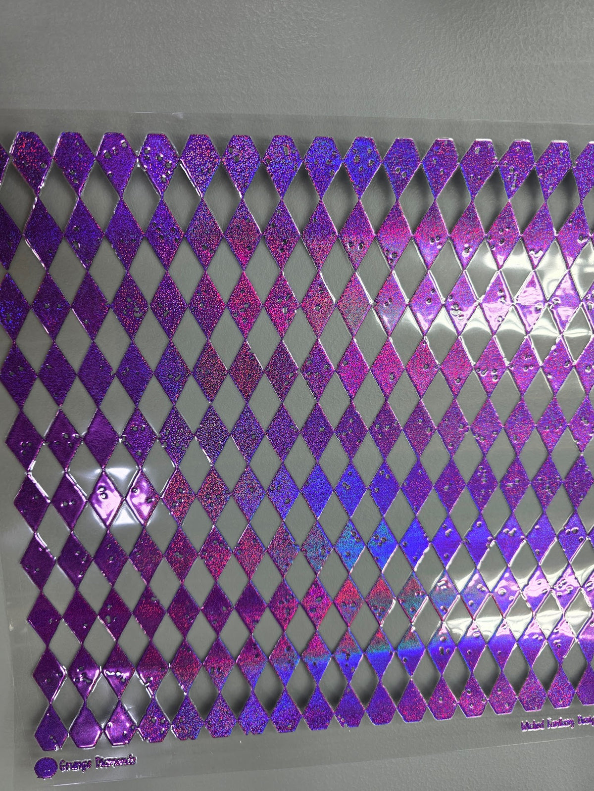 UVDTF Prism Purple Holographic Grunge Diamonds 11x11"