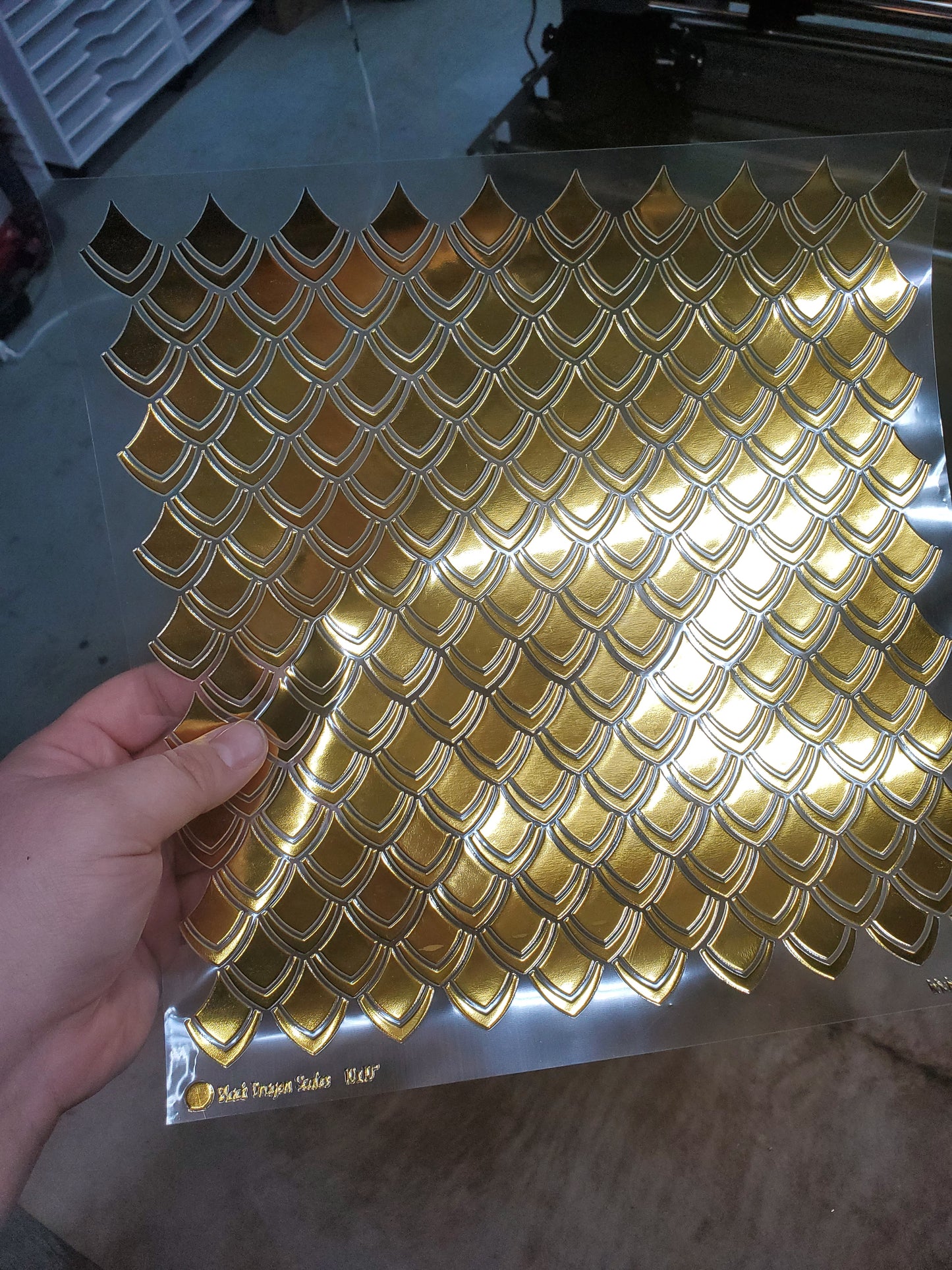 UVDTF Metallic Gold Dragon Scales 10"x10" Element
