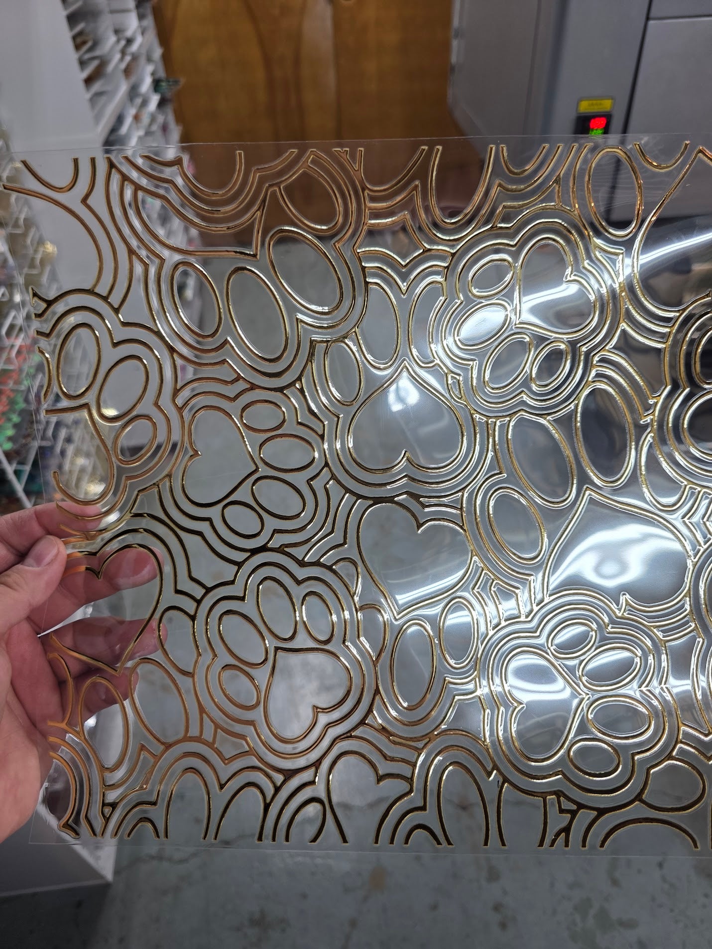 UVDTF Metallic Champagne Paw Print Outlines 11"x11"