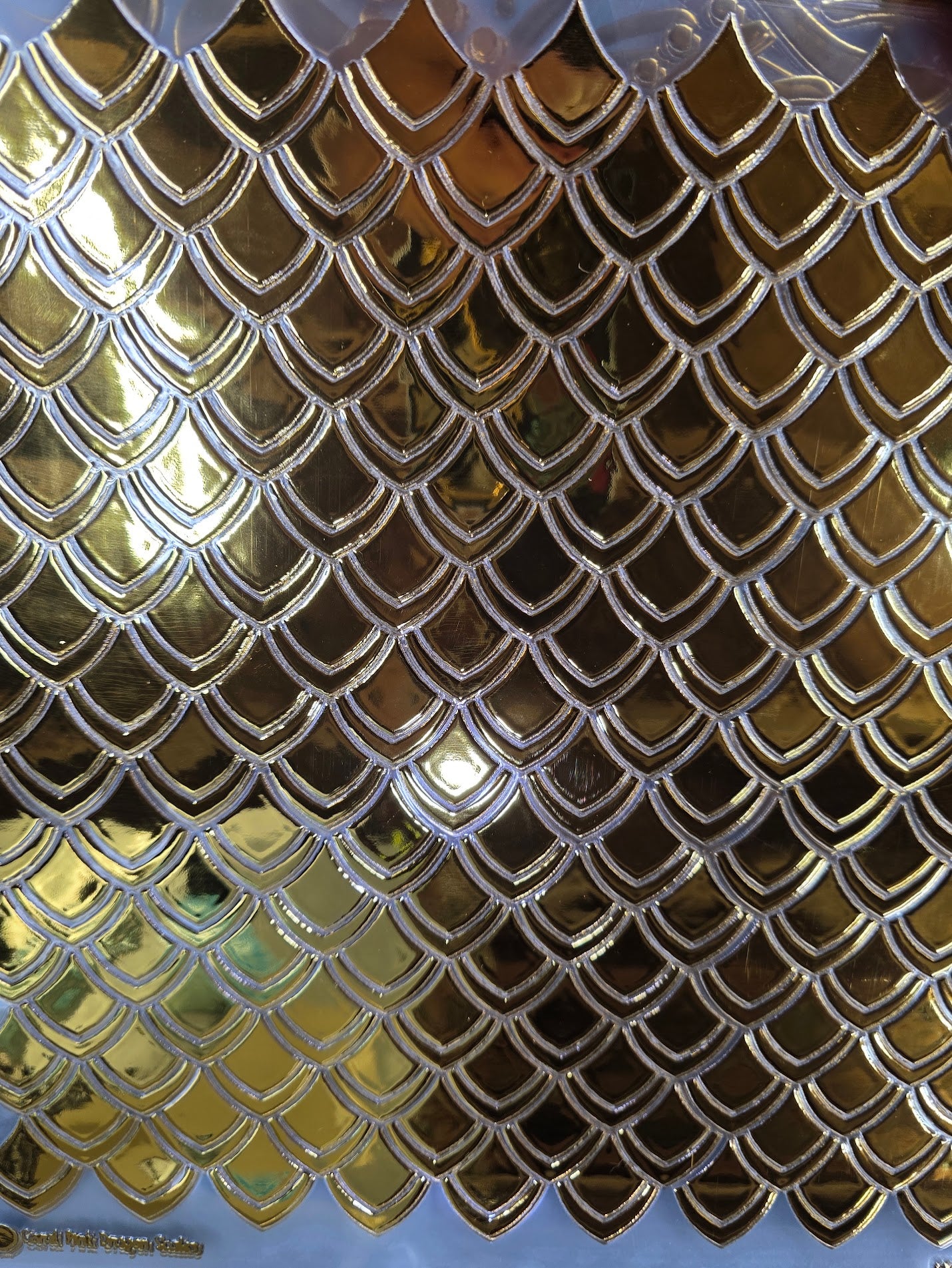 UVDTF Yellow Gold Metallic Dragon Scales 11x11"