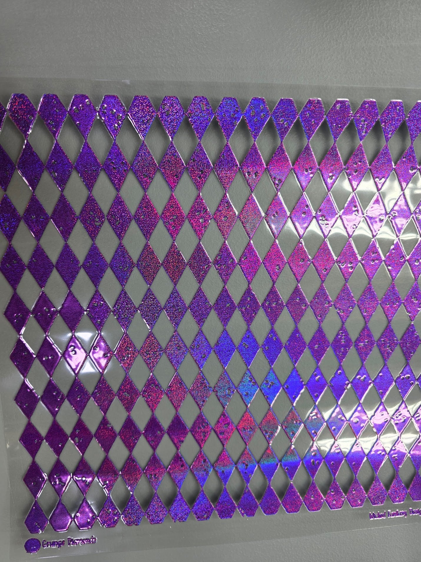 UVDTF Prism Purple Holographic Grunge Diamonds 11x11"