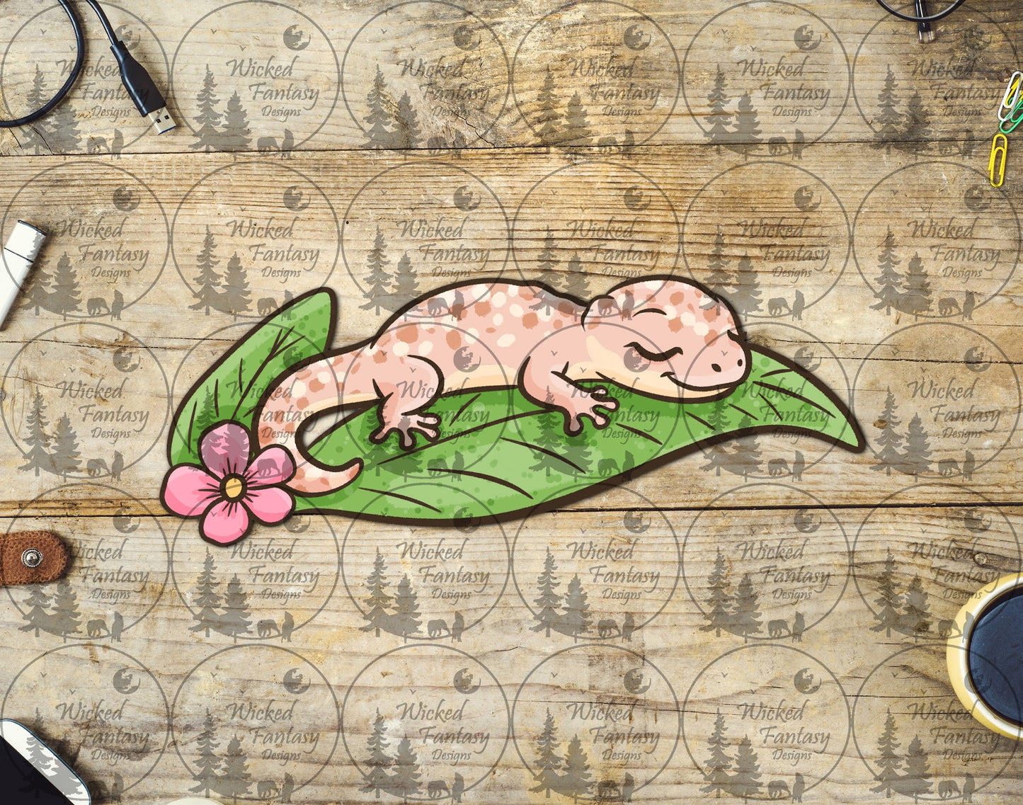 UVDTF Gecko Sleeping on a Leaf
